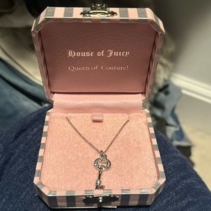 Juicy couture key necklace